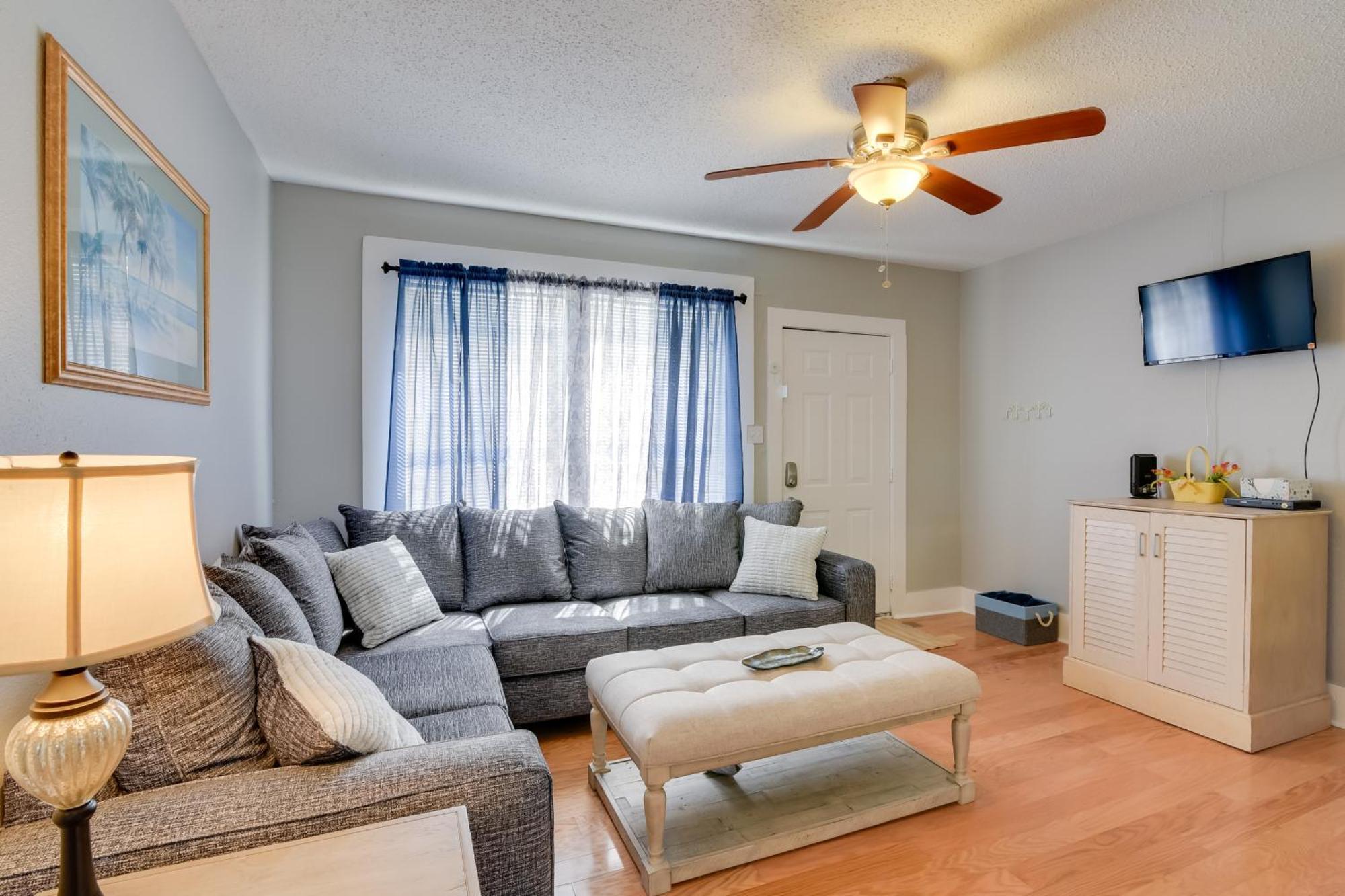 Beautiful Galveston Apt With Deck Less Than 3 Mi To Dtwn! Екстериор снимка